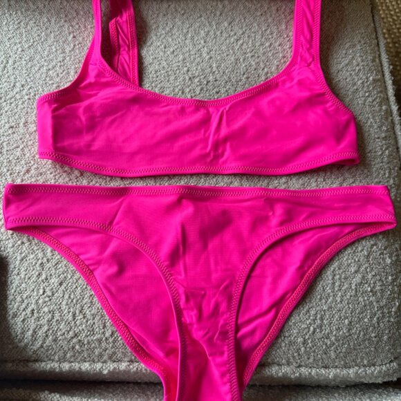 Solid & Striped Bright Pink Bikini - Picture 4 of 4